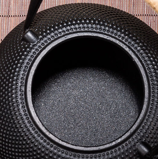 3L Japanese Cast Iron Teapot Set - Handmade Uncoated - detail view