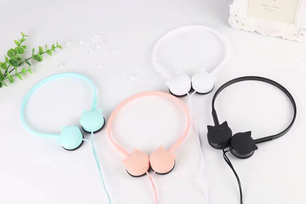 Stylish Cat Ear Headphones - Creative Statement Design
