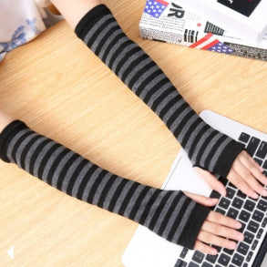 Creative Korean Style Fingerless Winter Arm Warmers - styled view