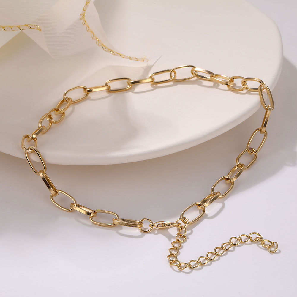 Crystal Choker Necklace - scale view