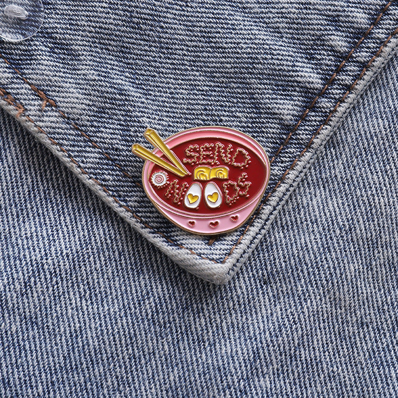 Cute Cartoon Ramen Brooch - Stylish Japanese Pin - detail view