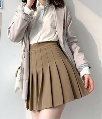 Latest Women's Pleated Skirt in Fashion