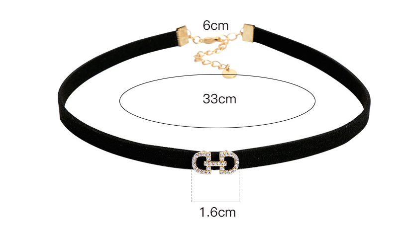 Fashionable Velvet Choker for Trendy Individuals - side view