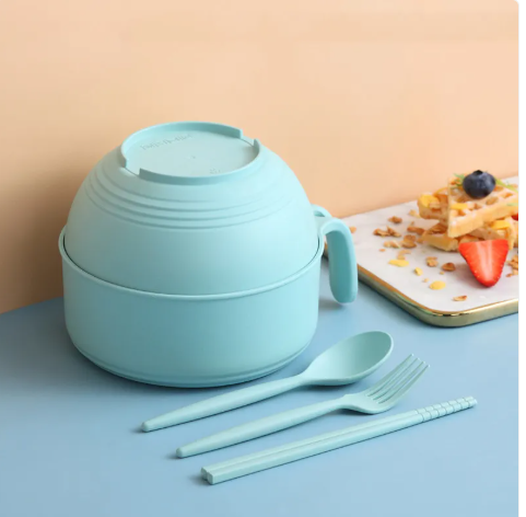 Instant Noodle Bowl With Lid - styled view