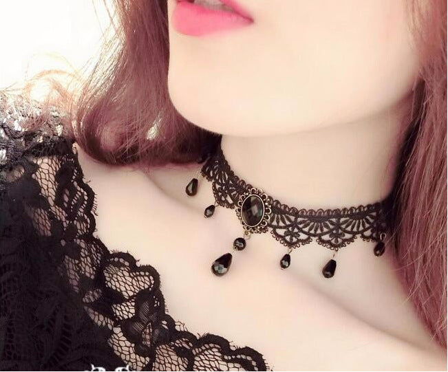 Lace Hollow-Out Choker Necklace - close-up