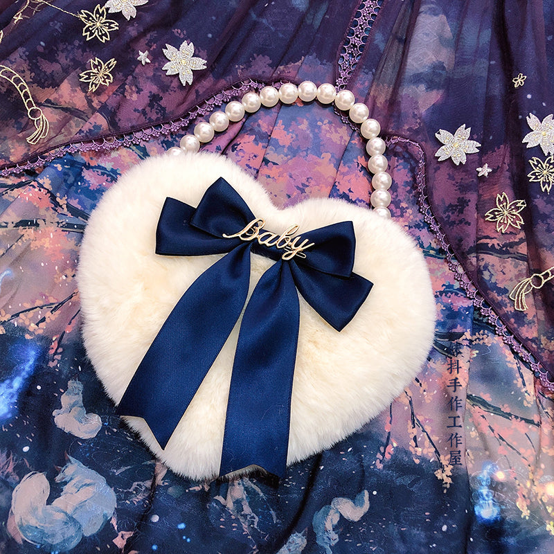 Lolita Heart Pearl Chain Plush Tote Bag - detail view
