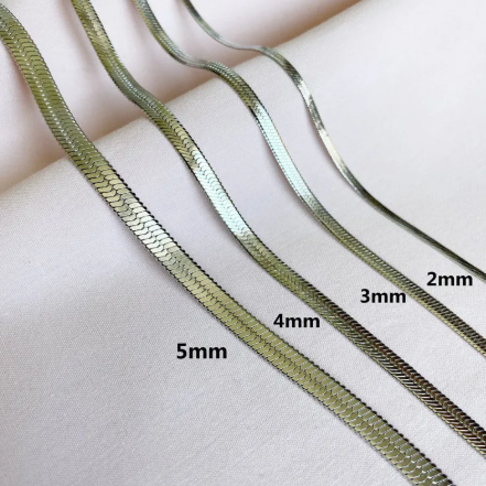 Snake Chain Choker - side view