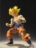 Son Goku Super Saiyan S.H.Figuarts Action Figure - Dragon Ball - front view