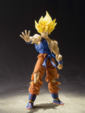 Son Goku Super Saiyan S.H.Figuarts Action Figure - Dragon Ball - side view